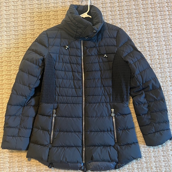 Bernardo Jacket- Size M - Picture 1 of 6